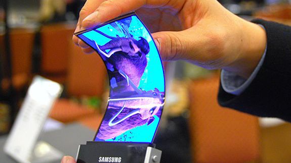 سامسونج قد تكشف عن أول هاتف ذكي قابل للطي في العالم خلال الشهر الجاري مدونة نظام أون لاين التقنية