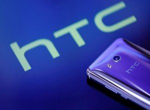 أعلنت شركة HTC عن أول جوال بالعالم بتقنية بلوك تشين مدونة نظام أون لاين التقنية