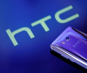 أعلنت شركة HTC عن أول جوال بالعالم بتقنية بلوك تشين مدونة نظام أون لاين التقنية
