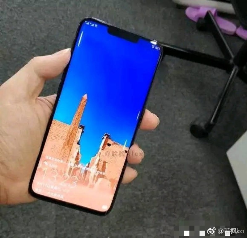 تسريب صورة واقعية تستعرض هاتف Huawei Mate 20 Pro والتي تكشف عن بعض مواصفاته مدونة نظام أون لاين التقنية