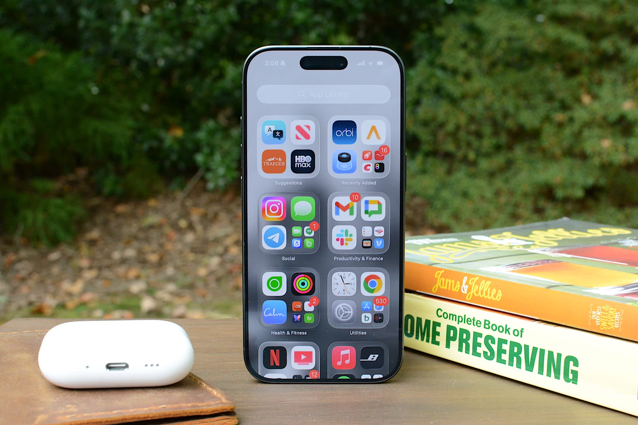 مراجعة iPhone 17: أقرب إلى الطراز Pro مدونة نظام أون لاين التقنية