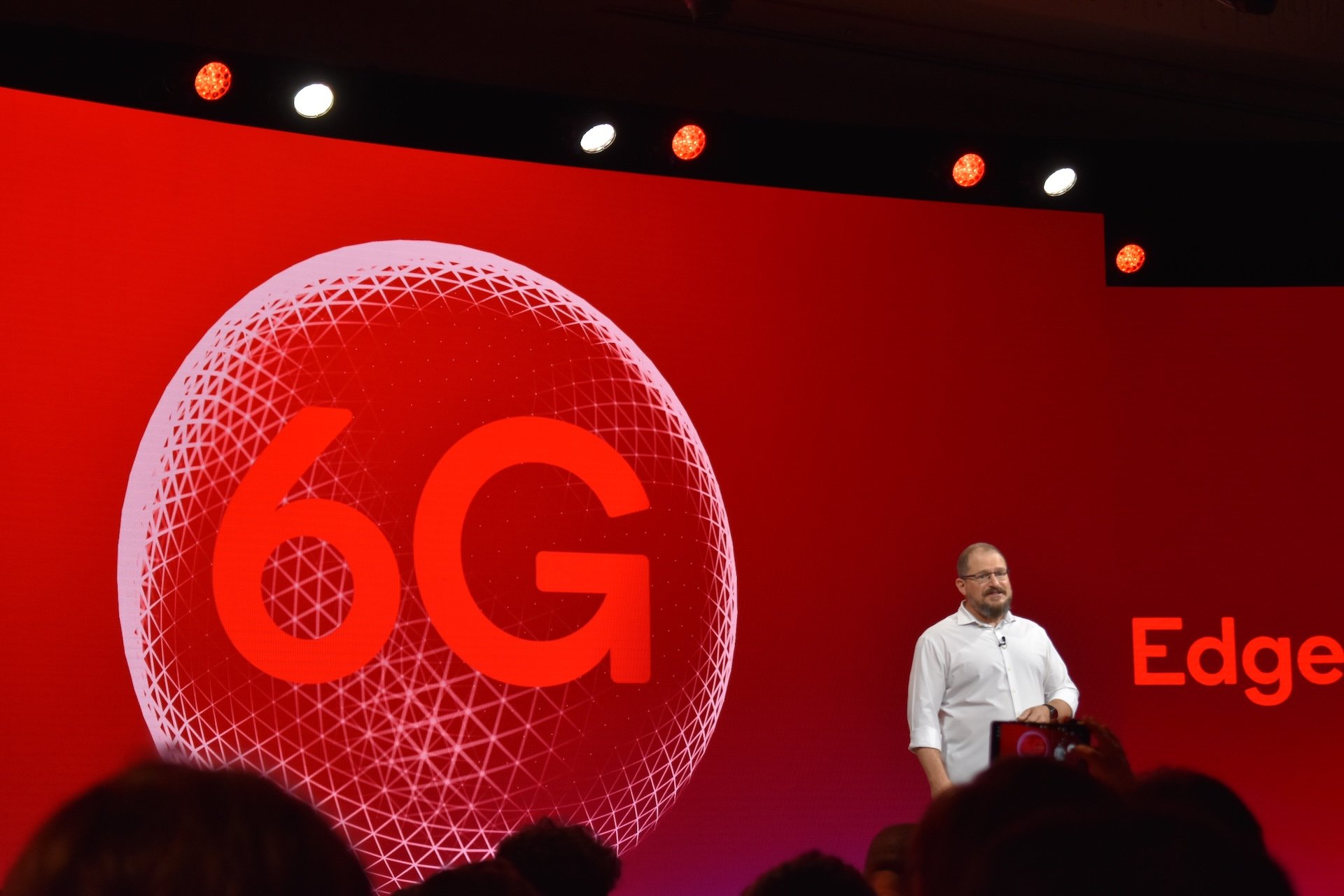 تعبتم من 5G؟ كوالكوم تؤكد أن الجيل السادس 6G سيصل قبل نهاية العالم مدونة نظام أون لاين التقنية